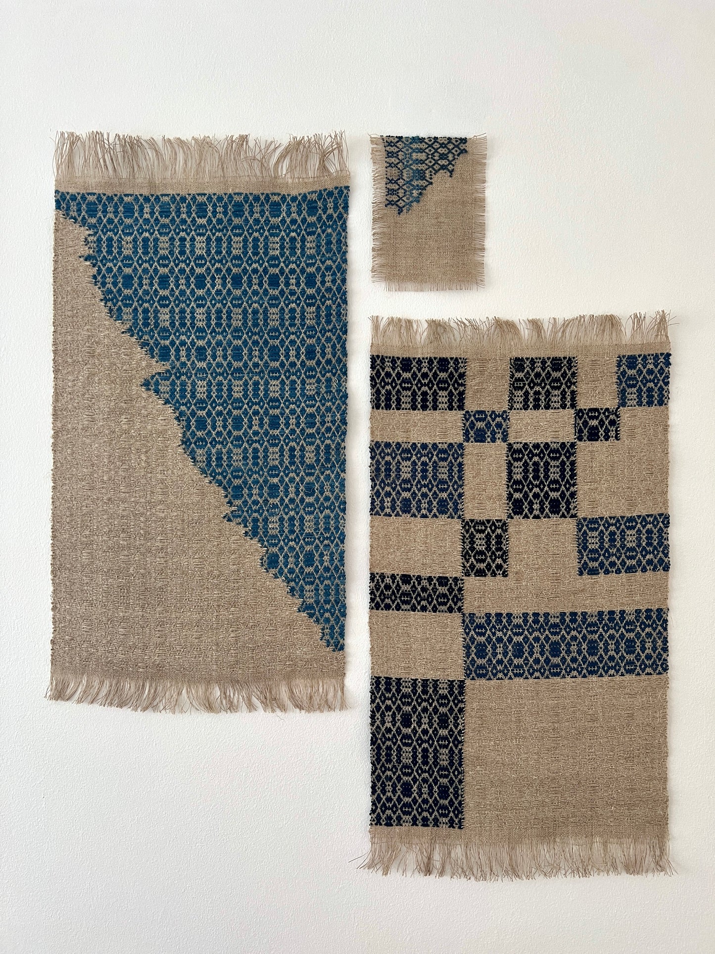 Sketch in overshot linen II